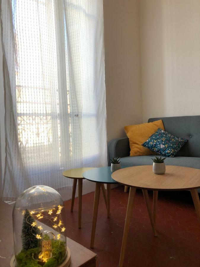 #T2 Intra-Muros Avignon Extérieur photo