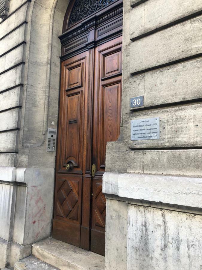 #T2 Intra-Muros Avignon Extérieur photo